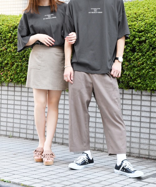 PairPair(ペアペア)の「カップル掃除プリントT(ユニセックス)(Tシャツ/カットソー・レディース・ライトブルー/オフホワイト/ホワイト/サックスブルー/スミクロ/チャコールグレー・FREE)」の11枚目の写真
