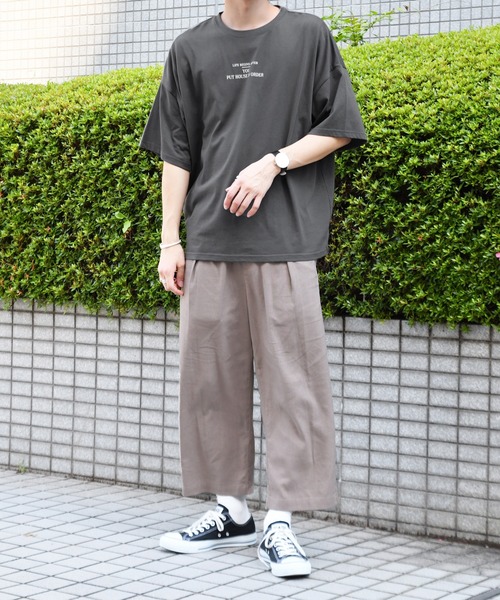 PairPair(ペアペア)の「カップル掃除プリントT(ユニセックス)(Tシャツ/カットソー・レディース・ライトブルー/オフホワイト/ホワイト/サックスブルー/スミクロ/チャコールグレー・FREE)」の16枚目の写真