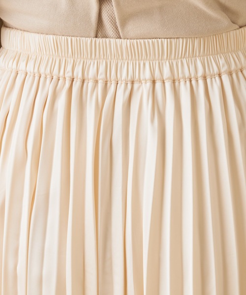 Chico（チコ）の「サテンラップアシメプリーツスカート（スカート・レディース・アイボリー/ライトカーキ/ピンクベージュ・FREE）」の22枚目の写真