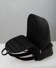 ユナイテッドトウキョウ　レザーバックパック　本革　ブラック　リュック UNITED TOKYO（ユナイテッドトウキョウ）の「レザーバックパック