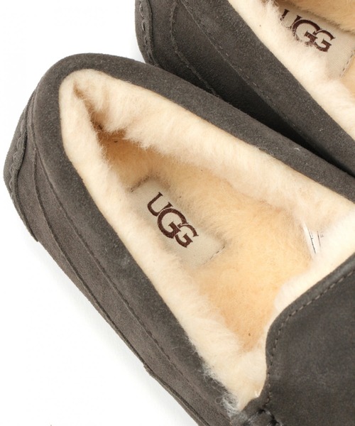 UGG(アグ)の「【UGG(アグ)】ASCOT 20AW(MEN)(スリッポン・メンズ・ベージュ/グレー・SMALL/MEDIUM/LARGE)」の4枚目の写真