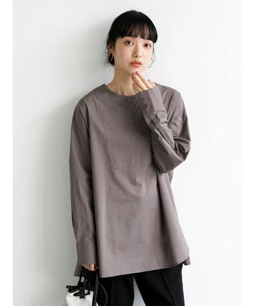 earth music&ecology(アースミュージックアンドエコロジー)の「バックスリットシャツチュニック *(Tシャツ/カットソー・レディース・アイボリー/ライトグレー/ブラック/モカ・FREE)」の15枚目の写真