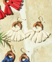 チチカカ | Ｔシャツヤーンウッドコンビフリンジピアス(ピアス（両耳用）)