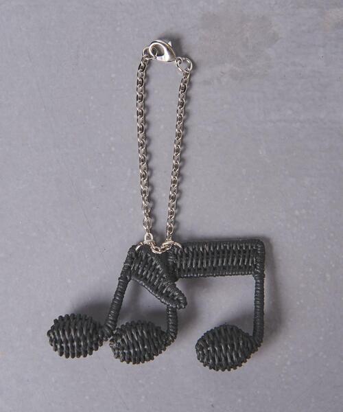 UNITED ARROWS（ユナイテッドアローズ）の「UWFM RTN チャーム †（チャーム・レディース・ブラック/ライトブルー/ピンク/オレンジ/イエロー・FREE）」の2枚目の写真