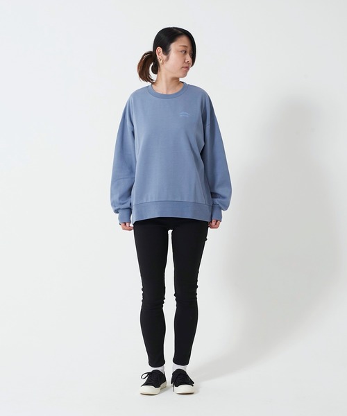 OUTDOOR PRODUCTS(アウトドアプロダクツ)の「【OUTDOOR PRODUCTS】防シワポンチロゴスウェット/トレーナー UVカット 同色ワンポイントブランドロゴ 前後差 ややゆったりしたサイズ(スウェット・レディース・アイボリー/ブルー系その他/チャコールグレー・FREE)」の10枚目の写真