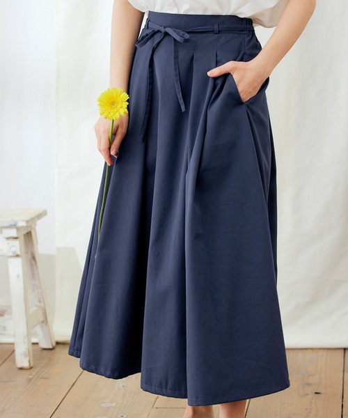 PURIL（ピュリル）の「【PURIL】ウェストリボン付き タックフレア スカート（スカート・レディース・ベージュ/ネイビー/ライラック・S/M）」の14枚目の写真