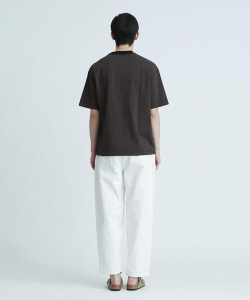 UNIVERSAL OVERALL（ユニバーサルオーバーオール）の「【別注】 ＜UNIVERSAL OVERALL(ユニバーサルオーバーオール）＞ 1POC BORDER TEE/Tシャツ（Tシャツ/カットソー・メンズ・ブラウン/その他1/ホワイト・S/M/L/XL）」の4枚目の写真
