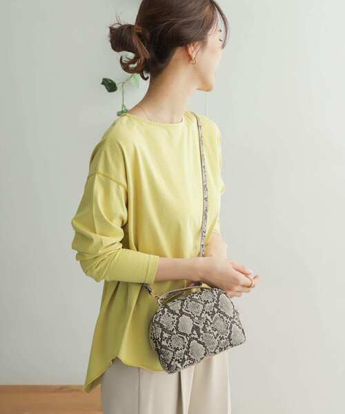 URBAN RESEARCH DOORS（アーバンリサーチドアーズ）の「ガーメントダイカットロングスリーブ（Tシャツ/カットソー・レディース・ブラック/オフホワイト/グレー系その他/イエロー・ONE）」の4枚目の写真