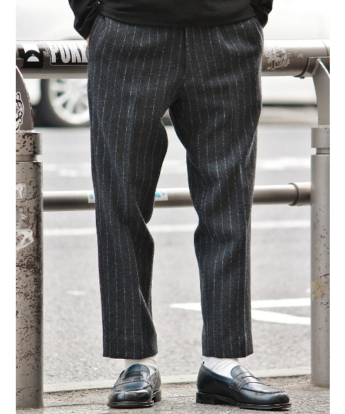 EDIFICE（エディフィス）の「◇【BEGIN12月号掲載】リングパターンストレッチ1ダーツトラウザー（スラックス・メンズ・マルチ/その他1/その他10・46/44/42/48）」の2枚目の写真