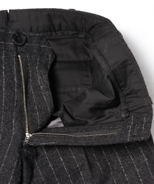 EDIFICE（エディフィス）の「◇【BEGIN12月号掲載】リングパターンストレッチ1ダーツトラウザー（スラックス・メンズ・マルチ/その他1/その他10・46/44/42/48）」の4枚目の写真