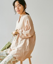 ANGIE（アンジー）の「リネンタッチキーネックロングブラウス（バックスリット）（シャツ/ブラウス）」