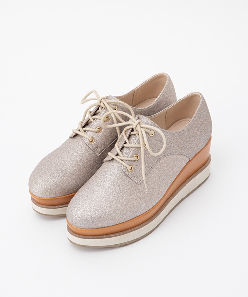 one after another NICE CLAUP（ワンアフターアナザーナイスクラップ）の「レースアップ厚底シューズ（その他シューズ・レディース・アイボリー/ブラウン/ゴールド・SMALL/MEDIUM/LARGE）」の3枚目の写真