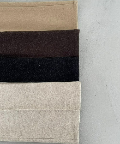 NEUNA（ヌナ）の「カットソーセンタープレススラックスパンツ（スラックス・レディース・ブラック/ベージュ/ブラウン/アイボリー・SMALL/MEDIUM/LARGE/X-SMALL）」の10枚目の写真