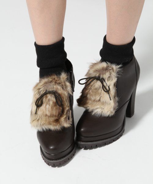 HARE（ハレ）の「3WAYレースアップブーティ【HARE】（ブーツ・レディース・ブラック/ブラウン・LARGE/MEDIUM）」の2枚目の写真