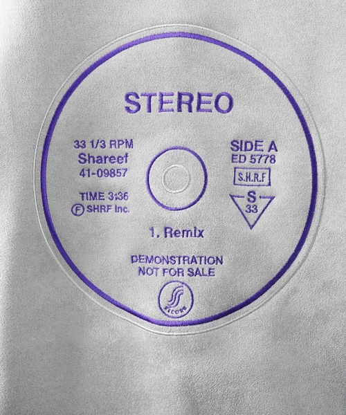 SHAREEF(シャリーフ)の「"RECORD" MICRO SUEDE SWEAT(スウェット・メンズ・ブラック/グレー・3/2/1)」の4枚目の写真