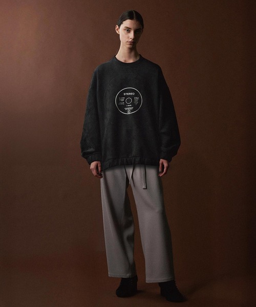 SHAREEF(シャリーフ)の「"RECORD" MICRO SUEDE SWEAT(スウェット・メンズ・ブラック/グレー・3/2/1)」の7枚目の写真