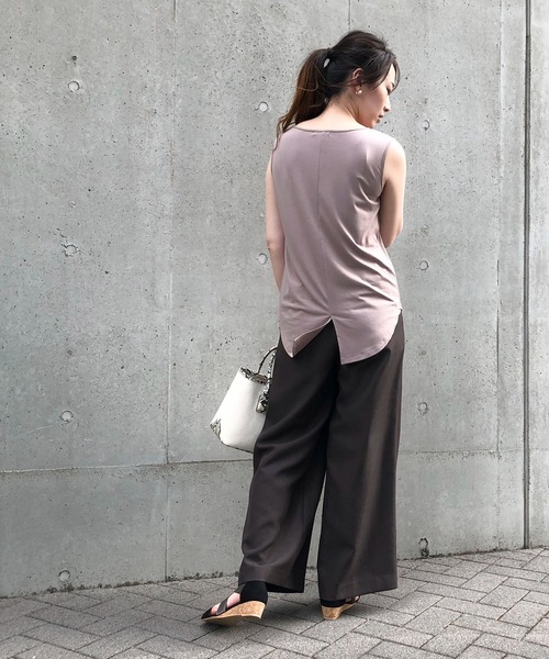 COMME CA ISM(コムサイズム)の「デザイン タンクトップ(タンクトップ・レディース・ホワイト/カーキブラウン・MEDIUM/LARGE)」の4枚目の写真