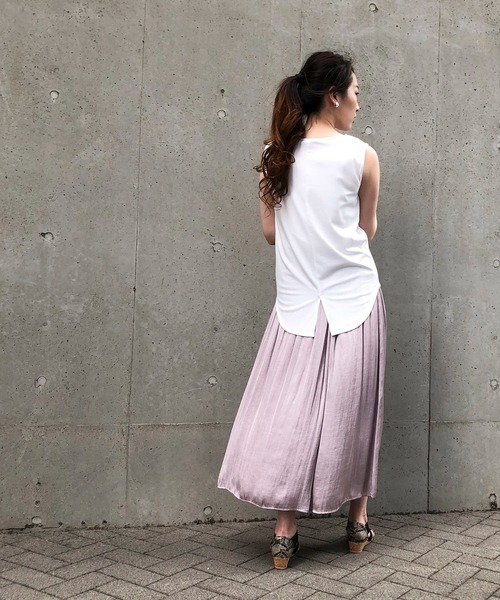 COMME CA ISM(コムサイズム)の「デザイン タンクトップ(タンクトップ・レディース・ホワイト/カーキブラウン・MEDIUM/LARGE)」の6枚目の写真