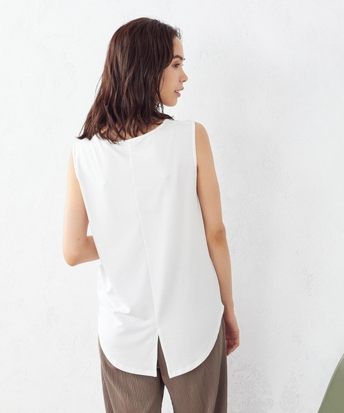 COMME CA ISM(コムサイズム)の「デザイン タンクトップ(タンクトップ・レディース・ホワイト/カーキブラウン・MEDIUM/LARGE)」の18枚目の写真