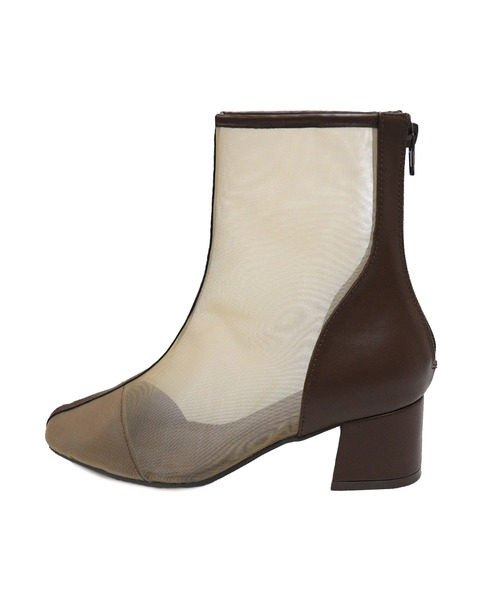 sango(sango)の「センターパイピングシアー バックファスナーショートブーツ(ブーツ・レディース・ブラック/ダークブラウン/ベージュ/グレイッシュベージュ・LL/3L/SS/S/M/L)」の17枚目の写真