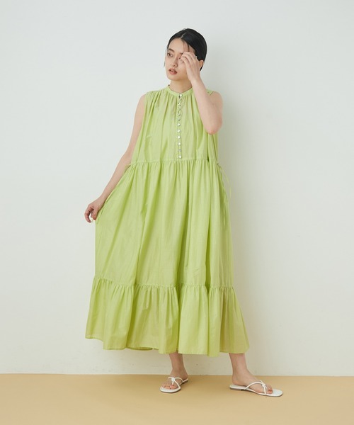 ADAM ET ROPE'(アダムエロペ)の「ノットフラットサンダル(サンダル・レディース・ブラック/シルバー/ホワイト・23.5cm/24.0cm/24.5cm/23.0cm)」の16枚目の写真