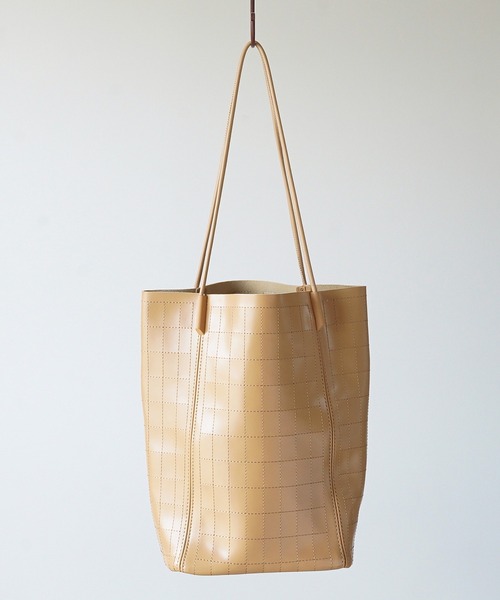 セール インナーポーチ付き 縦型 型押しトートバッグ トートバッグ Loco Ocean ロコオーシャン のファッション通販 Zozotown