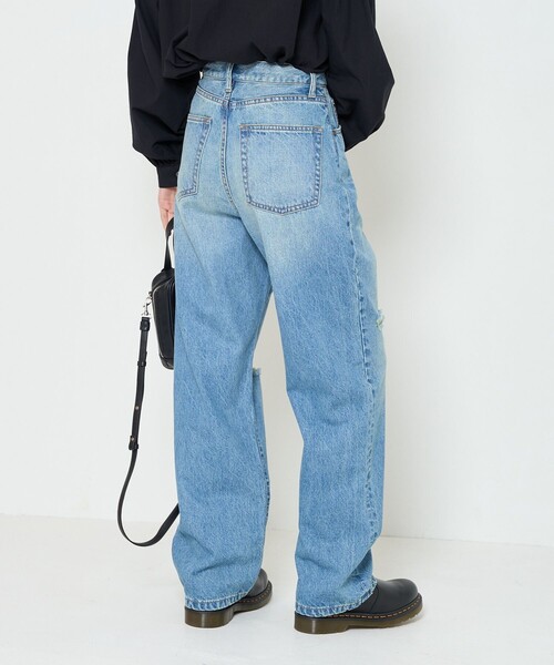 FREAK'S STORE（フリークスストア）の「▽【WEB限定】ダメージテーパードデニム（デニムパンツ・レディース・ブラック/サックスブルー/ブルー・SMALL/MEDIUM/X-SMALL）」の21枚目の写真