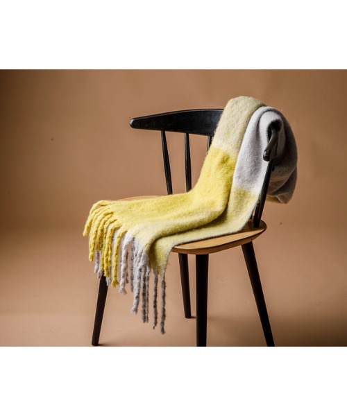 CIENA(シエナ)の「フワフワバルキー太フリンジビッグマフラー(マフラー・レディース・アイボリー/グレー/ブラウン/ブルー/イエロー/カーキ/イエロー系その他/グリーン系その他/パープル系その他・FREE)」の13枚目の写真