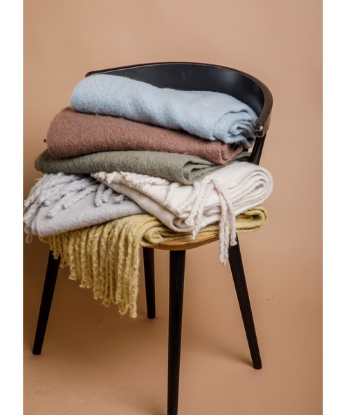 CIENA(シエナ)の「フワフワバルキー太フリンジビッグマフラー(マフラー・レディース・アイボリー/グレー/ブラウン/ブルー/イエロー/カーキ/イエロー系その他/グリーン系その他/パープル系その他・FREE)」の12枚目の写真