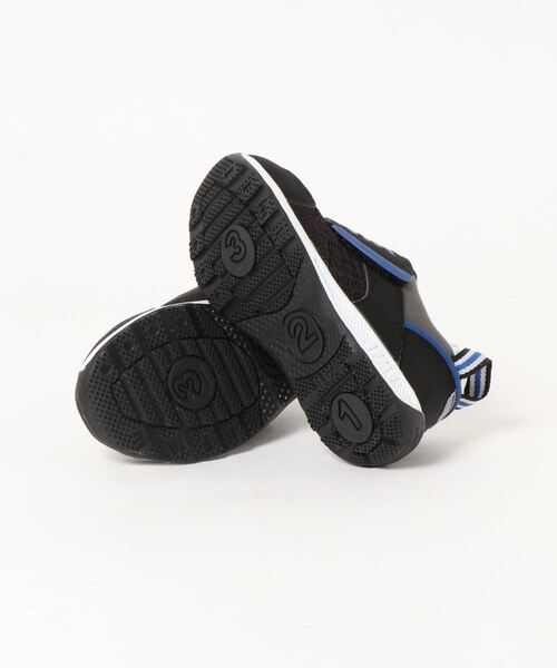 IFME（イフミー）の「IFME イフミー キッズ スニーカー 30-0807 【EC】 ブラック（スニーカー・キッズ・ブラック・17.0cm/16.5cm/15.0cm/17.5cm/18.0cm/15.5cm/18.5cm/19.0cm/16.0cm）」の3枚目の写真