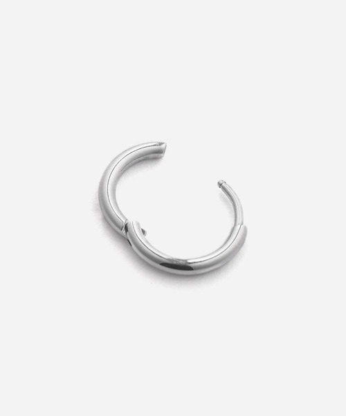 Vaya Con Dios（ヴァヤコンディオス）の「【VayaConDios/ヴァヤコンディオス】stainless simple hoop pierce［両耳用］（ピアス（両耳用）・メンズ・シルバー/ゴールド/ブラック・FREE）」の8枚目の写真