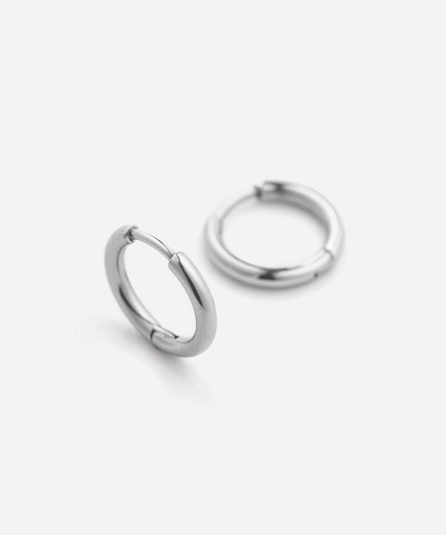 Vaya Con Dios（ヴァヤコンディオス）の「【VayaConDios/ヴァヤコンディオス】stainless simple hoop pierce［両耳用］（ピアス（両耳用）・メンズ・シルバー/ゴールド/ブラック・FREE）」の19枚目の写真