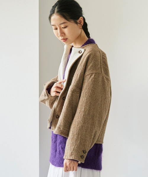 cardo fabrica（カルドファブリカ）の「◇へリンボンダブルフェイス リバーシブルショートジャケット（ノーカラージャケット・レディース・ダークブラウン/ベージュ・FREE）」の19枚目の写真