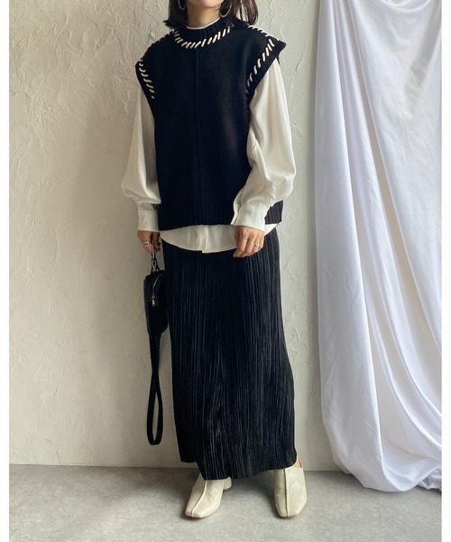 She's Closet（シーズクローゼット）の「配色ハンドステッチアウトリンキングニットベスト（ベスト・レディース・ブラック/アイボリー/グリーン・FREE）」の8枚目の写真