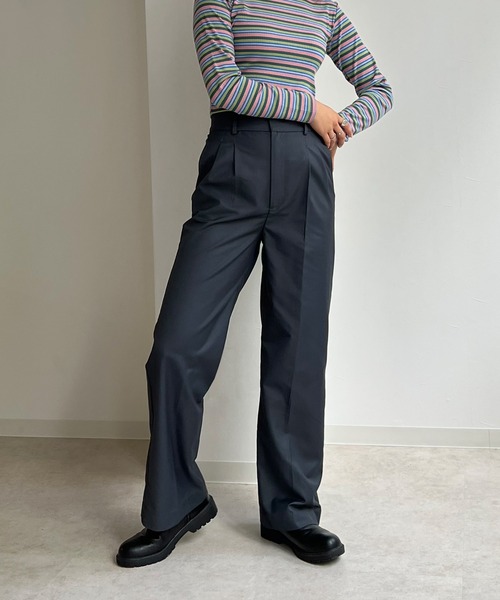 Avvenente(アベネンテ)の「【Avvenente】バックスリットハイウエストパンツ(スラックス・レディース・ブラック/グレー/グリーン・FREE)」の3枚目の写真