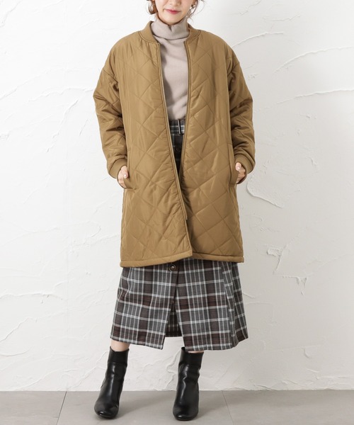 NAVY（ネイビー）の「miliCo ミリコ 裏ボア キルトロングブルゾン ミリタリーコート（ブルゾン・レディース・ブラック/ベージュ/ブラウン/カーキ・フリー）」の3枚目の写真