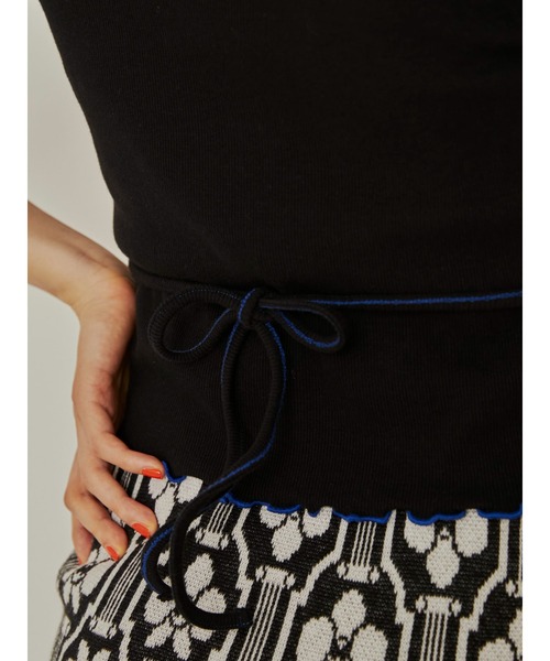 PAMEO POSE（パメオポーズ）の「Gwen Top（Tシャツ/カットソー・レディース・ホワイト/ブラック/イエロー/スカイブルー・FREE）」の17枚目の写真