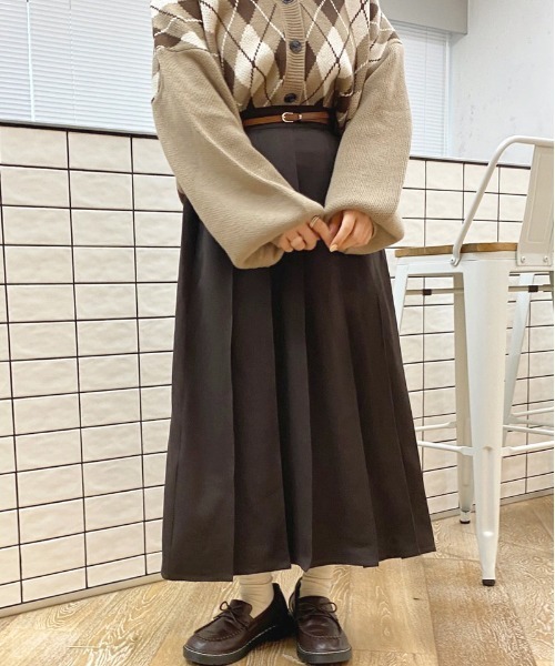 apres jour(アプレジュール)の「タックプリーツスカート【ZOZOTOWN限定アイテム】(スカート・レディース・ダークブラウン/モカ/その他・SMALL/MEDIUM/X-LARGE)」の5枚目の写真