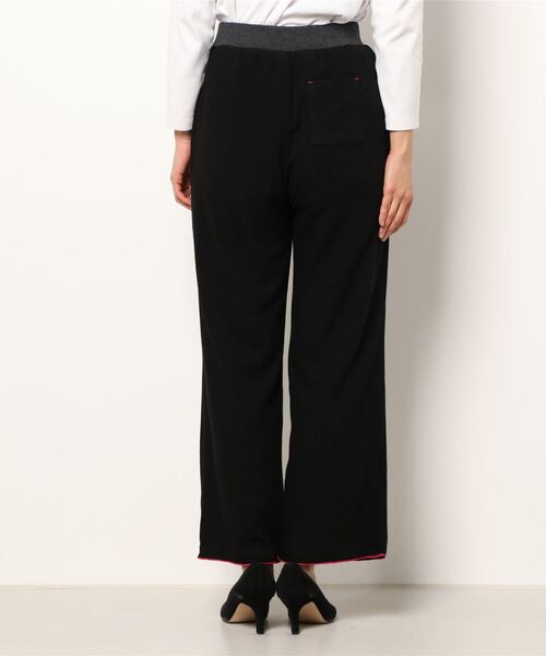 Q（キュー）の「セミワイドカットパンツ（その他パンツ・レディース・ベージュ/ブラック・MEDIUM）」の3枚目の写真