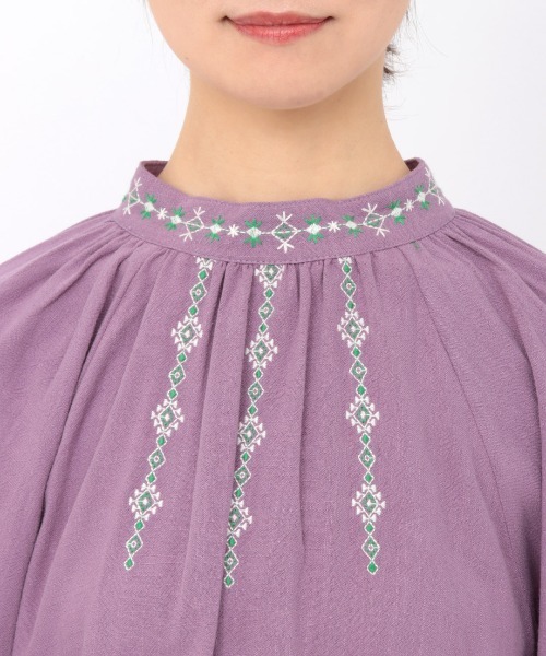 チチカカ（チチカカ）の「エスニック刺繍プルオーバー（シャツ/ブラウス・レディース・パープル/グリーン/アイボリー・FREE）」の14枚目の写真