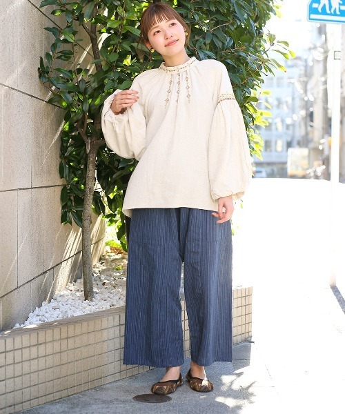 チチカカ（チチカカ）の「エスニック刺繍プルオーバー（シャツ/ブラウス・レディース・パープル/グリーン/アイボリー・FREE）」の4枚目の写真