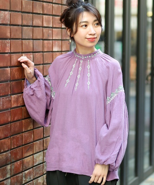 チチカカ（チチカカ）の「エスニック刺繍プルオーバー（シャツ/ブラウス・レディース・パープル/グリーン/アイボリー・FREE）」の8枚目の写真