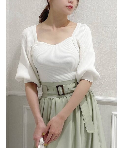 dazzlin（ダズリン）の「スクエアラインリブニットトップス（ニット/セーター・レディース・ブラック/モカ/オフホワイト/ベージュ・FREE）」の2枚目の写真