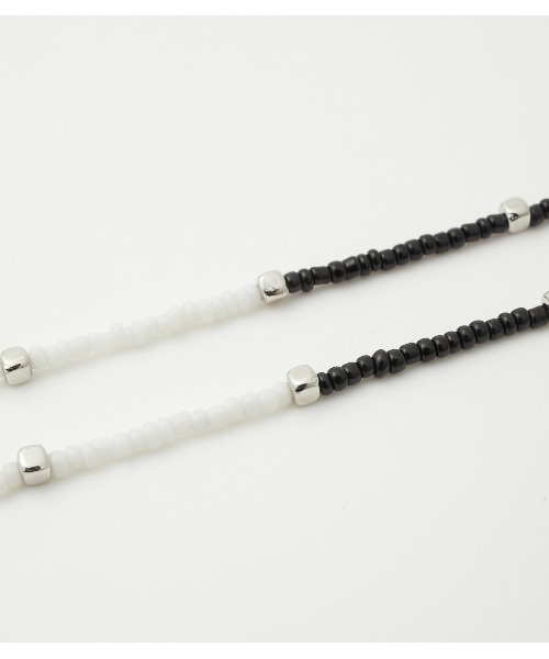 crie conforto（クリーコンフォルト）の「バイカラービーズマスクチェーン（マスク・レディース・ブラック/オレンジ/ブルー/グリーン・FREE）」の13枚目の写真