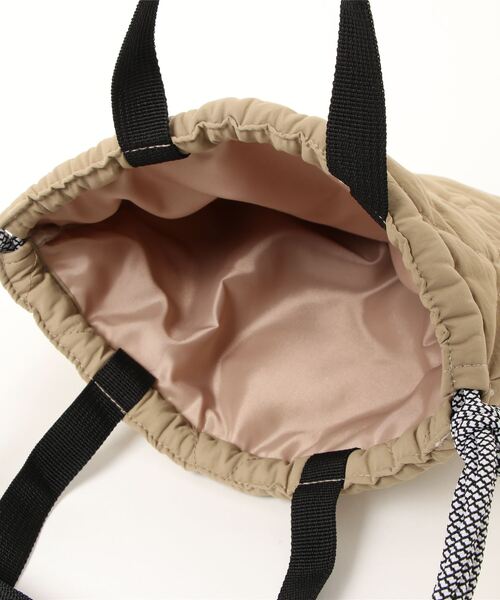 CIAOPANIC TYPY（チャオパニックティピー）の「【POPFIREｘCIAOPANIC TYPY】別注 巾着バッグ Lサイズ（ショルダーバッグ・レディース・レッド/イエロー/グリーン/イエロー系その他/レッド系その他/レッド系その他2・L）」の12枚目の写真