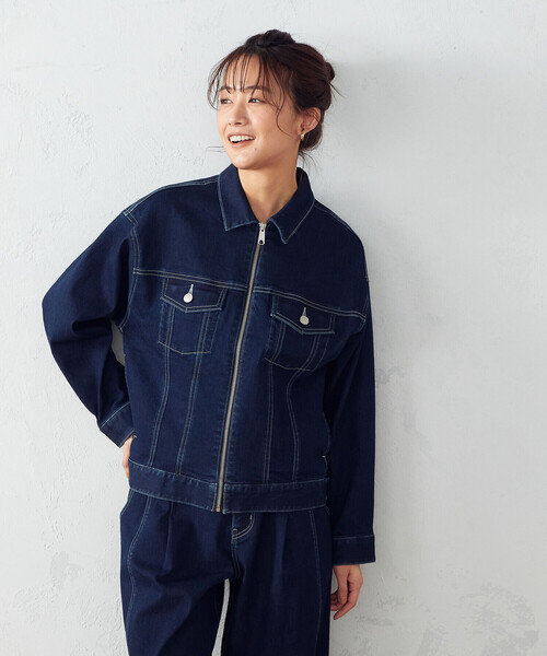COMME CA ISM(コムサイズム)の「【サスティナブル】 リサイクルデニム Gジャン(デニムジャケット・レディース・ホワイト/インディゴブルー・MEDIUM/LARGE)」の21枚目の写真
