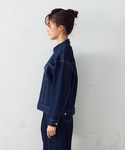 COMME CA ISM(コムサイズム)の「【サスティナブル】 リサイクルデニム Gジャン(デニムジャケット・レディース・ホワイト/インディゴブルー・MEDIUM/LARGE)」の7枚目の写真