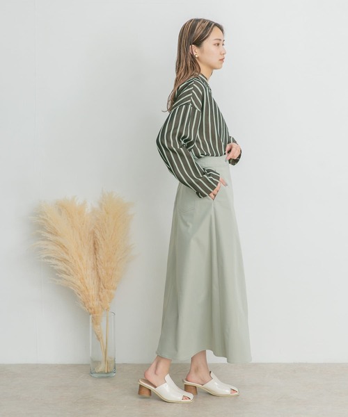 KBF(ケイビーエフ)の「ツイルフレアロングスカート(スカート・レディース・チャコールグレー/ライトカーキ/イエロー系その他・ONE)」の22枚目の写真