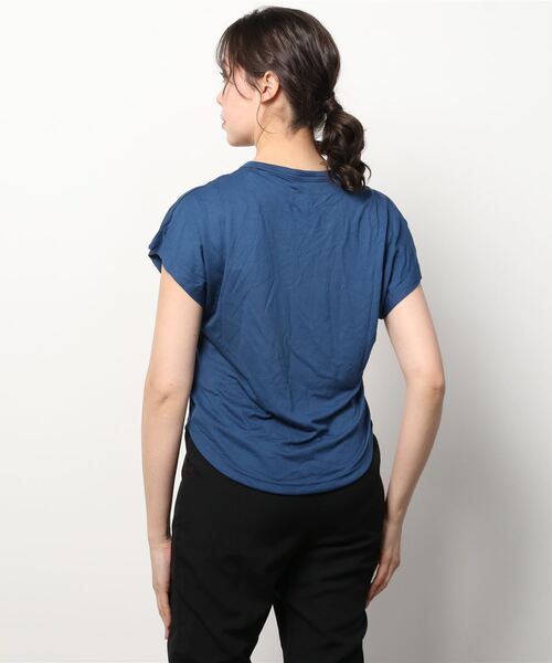 Reebok(リーボック)の「アクティブチル+ドリームブレンド Tシャツ / Activchill+ドリームブレンド T-Shirt(Tシャツ/カットソー・レディース・ブルー/レッド系その他・SMALL/MEDIUM/LARGE/X-LARGE/X-SMALL)」の11枚目の写真