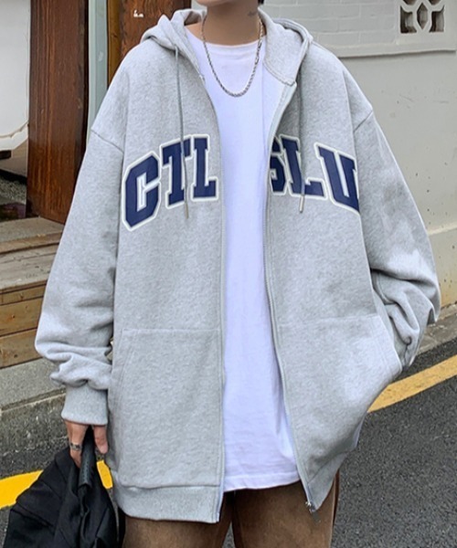 MGV(エムジーヴィー)の「カレッジロゴスジップアップパーカー(パーカー・メンズ・ブラック/グレー/ダークグレー・MEDIUM/LARGE/X-LARGE)」の2枚目の写真